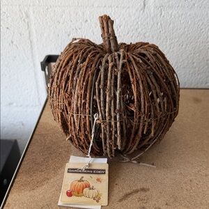 Gardener's Eden Rustic Twig Pumpkin